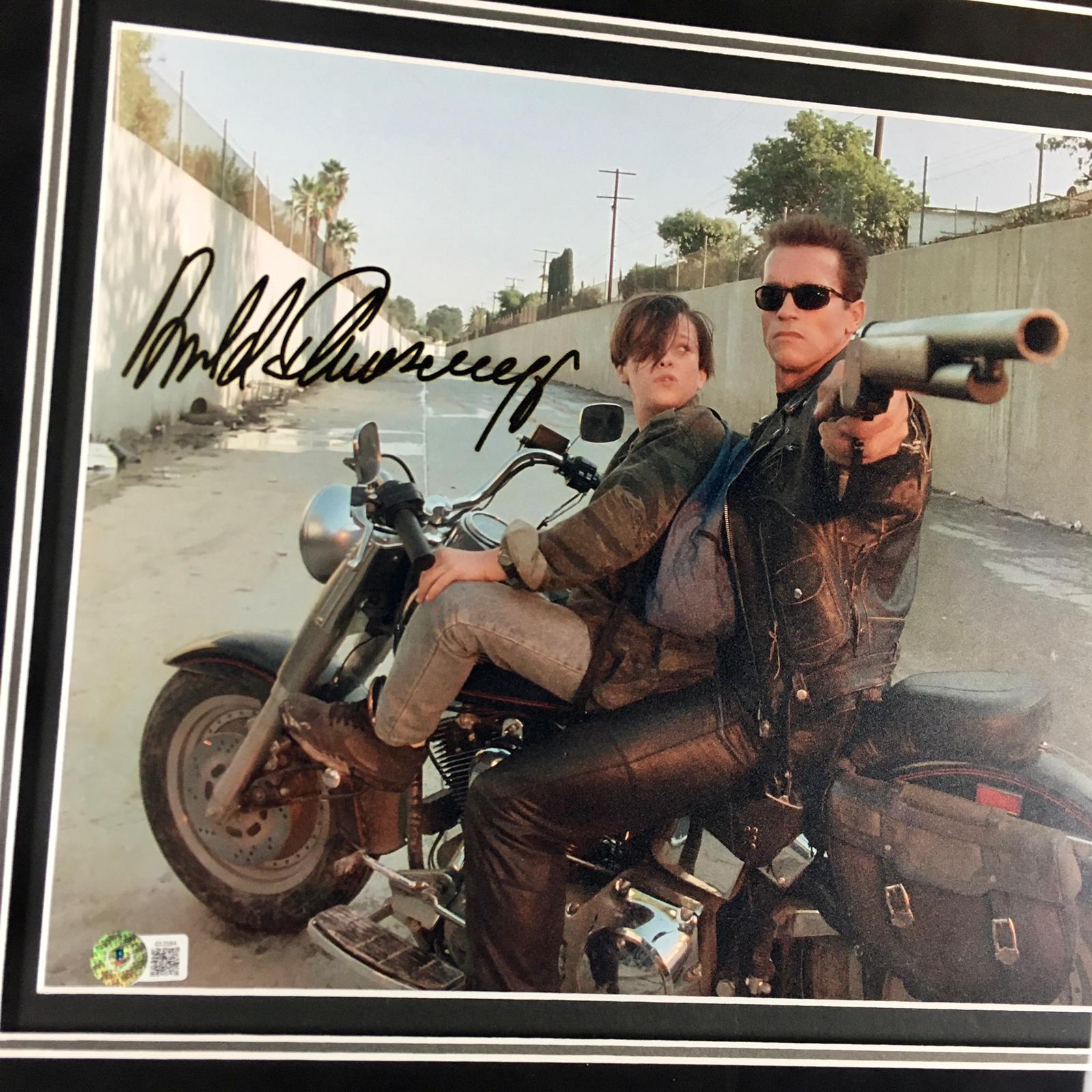 Terminator Arnold Schwarzenegger Signed Photo Framed