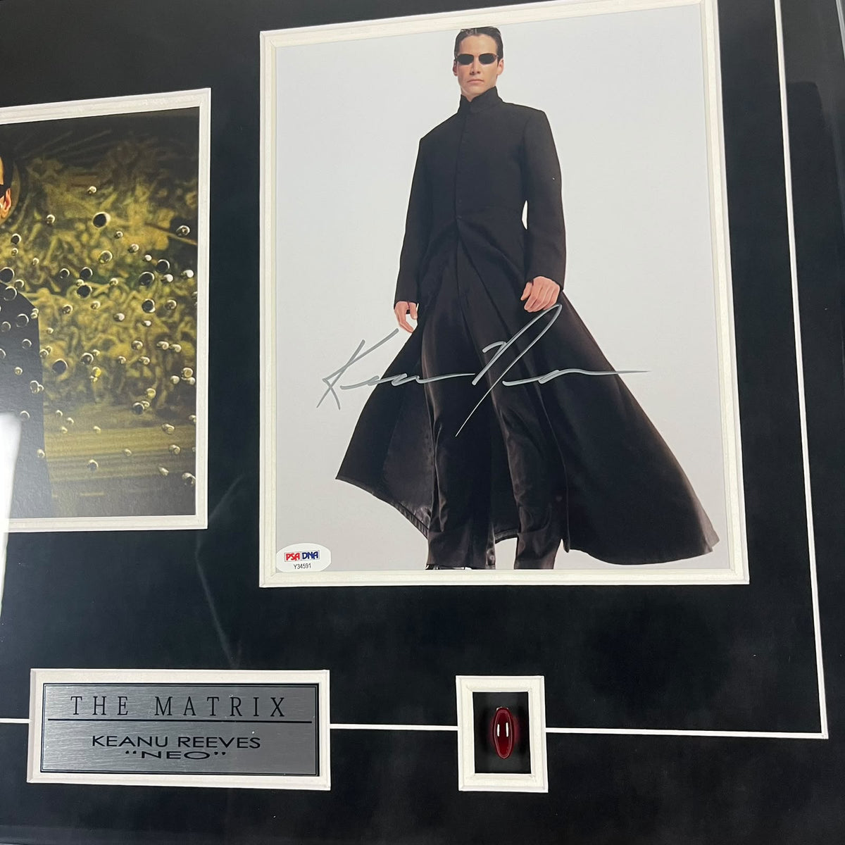 Keanu Reeves Signed Photo Framed