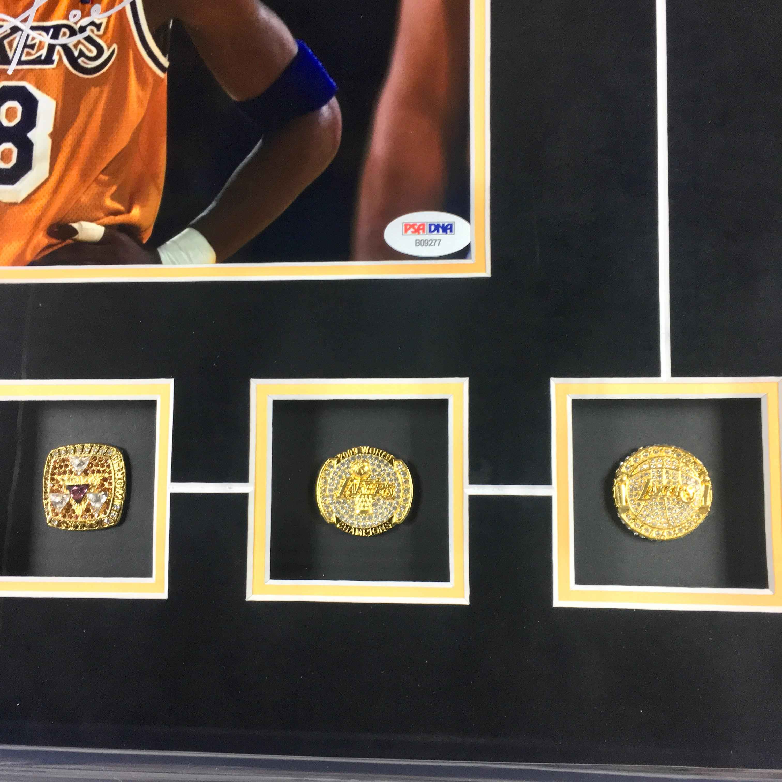 Kobe Bryant Signed Photo Framed