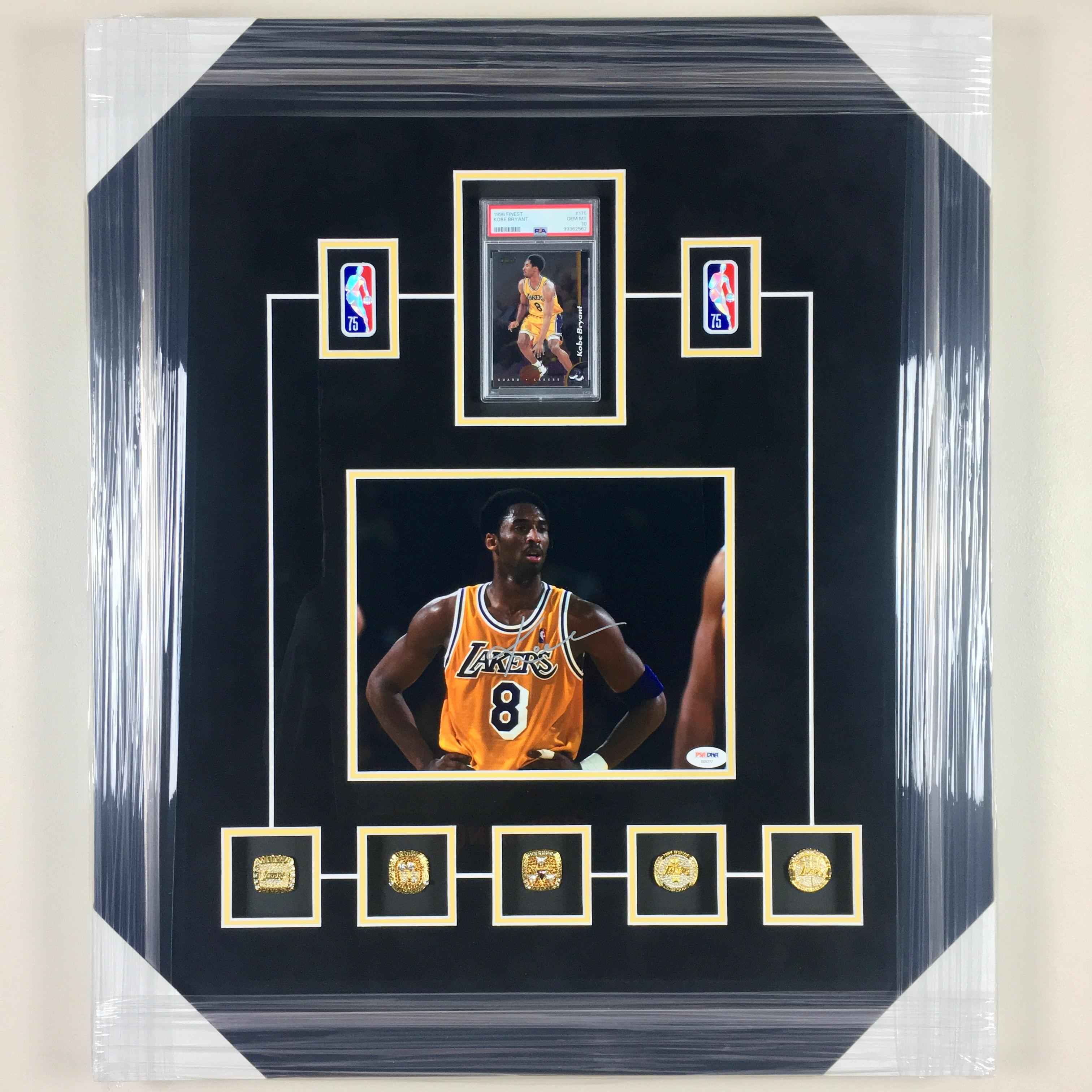 Kobe Bryant Signed Photo Framed