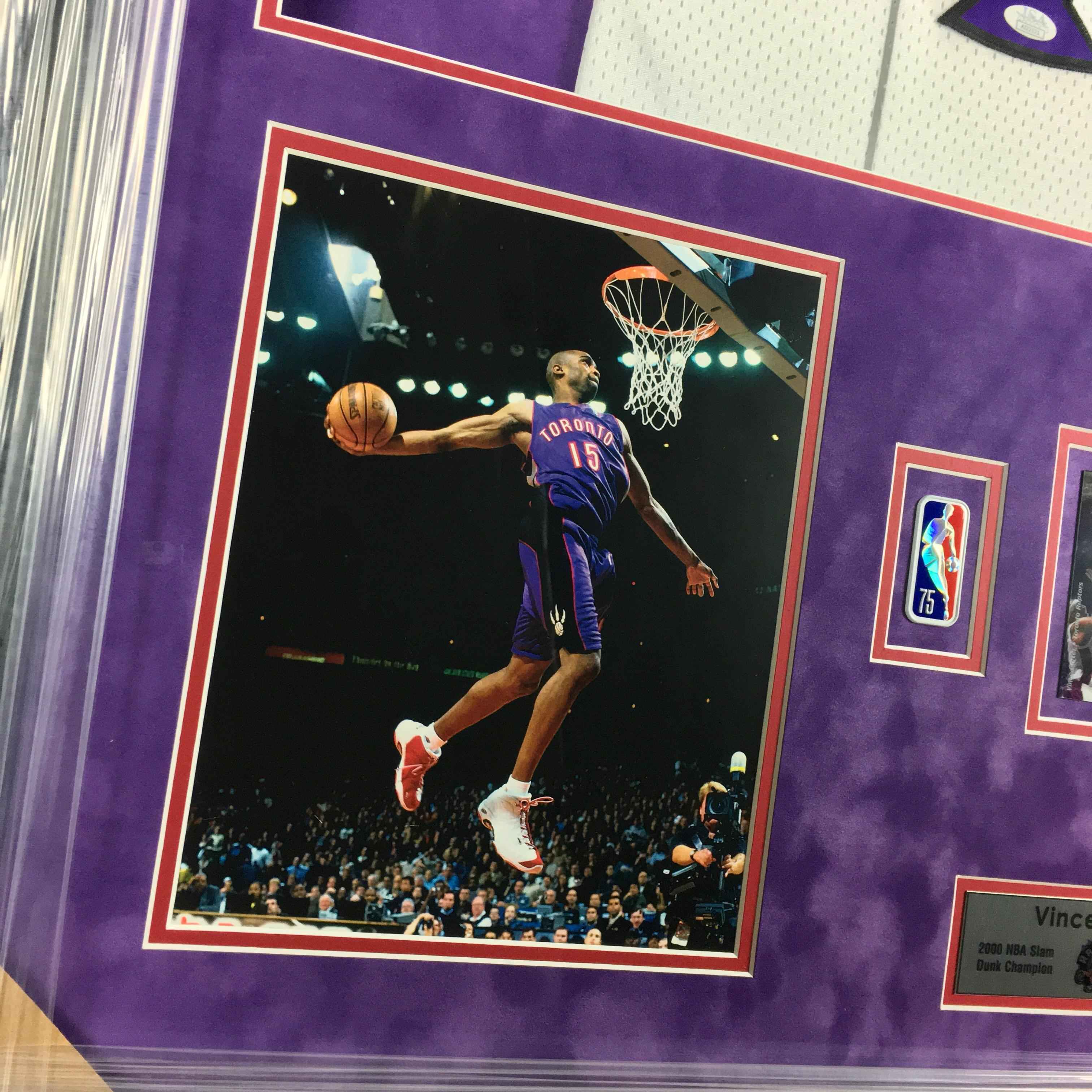 Vince Carter Signed Jersey Framed