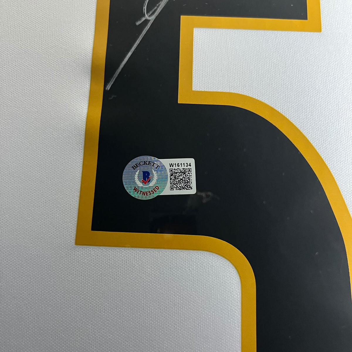 Zinedine Zidane Signed Jersey Framed