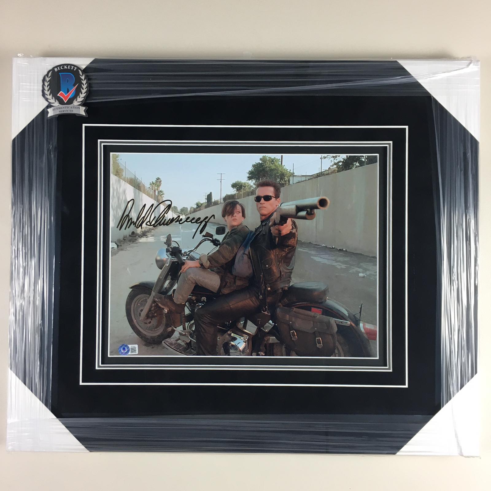 Terminator Arnold Schwarzenegger Signed Photo Framed