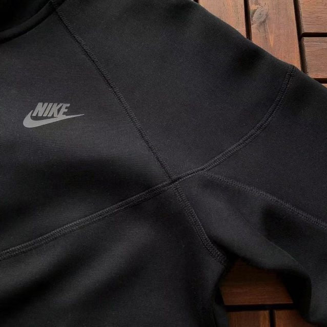 Black Nike Tech Fleece Tracksuit