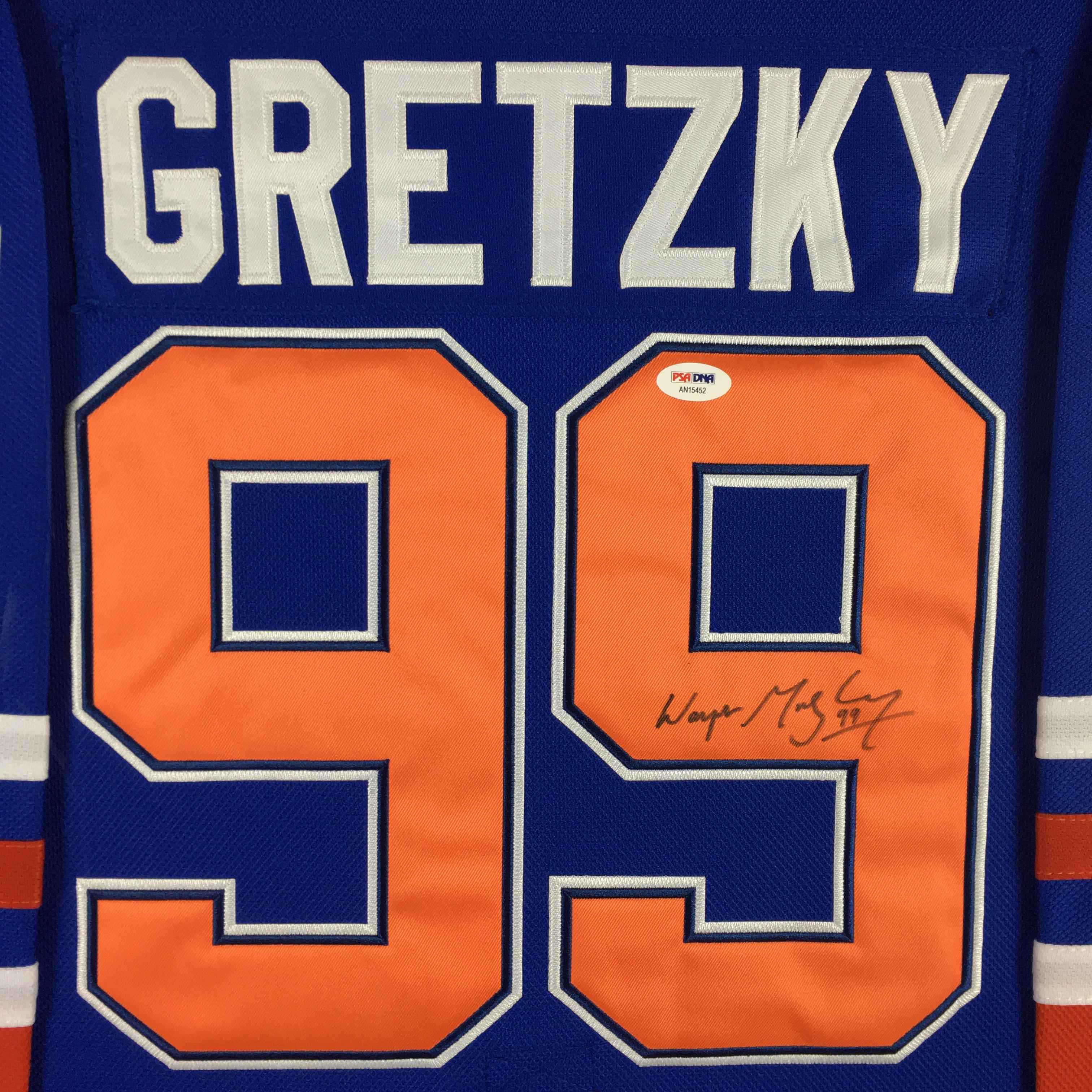 Wayne Gretzky Signed Jersey Framed