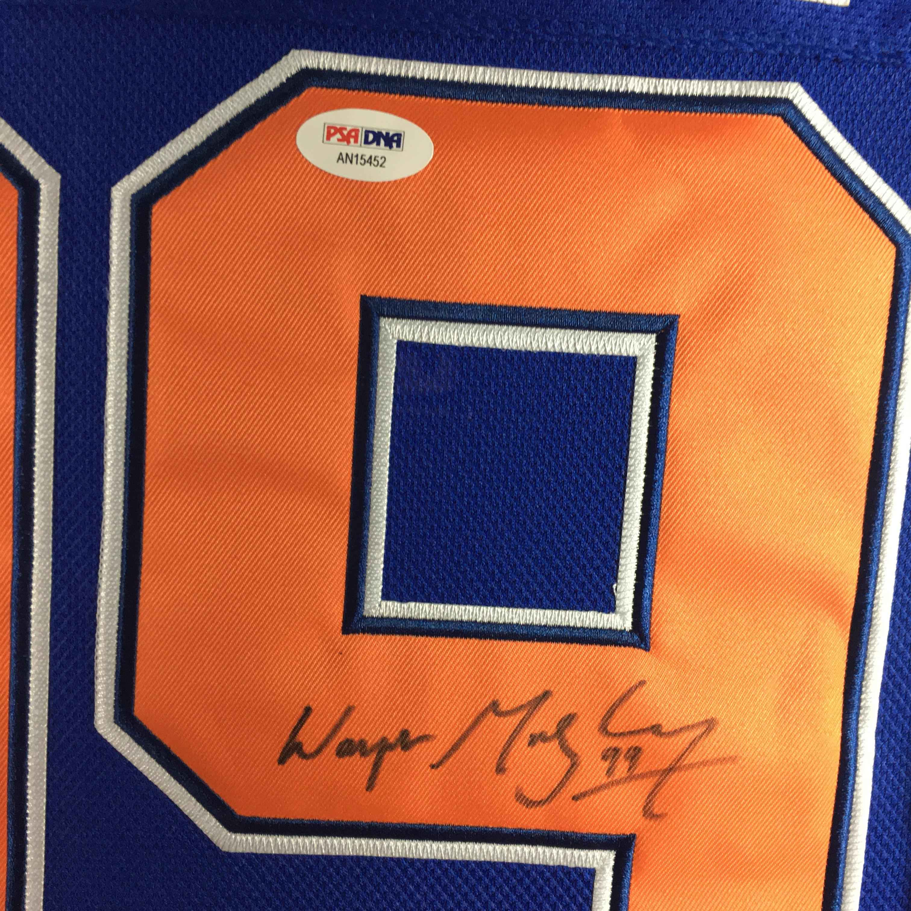 Wayne Gretzky Signed Jersey Framed