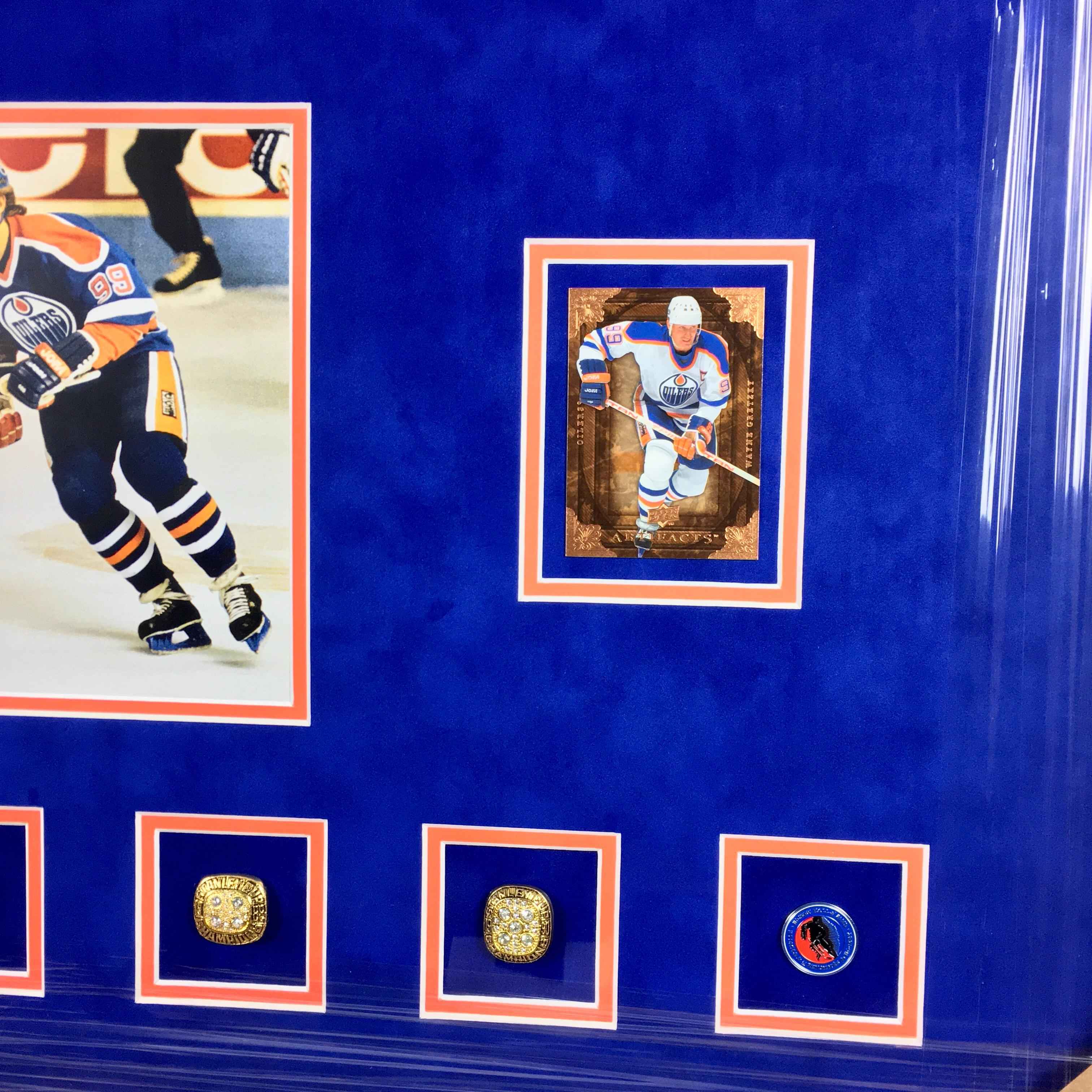Wayne Gretzky Signed Jersey Framed