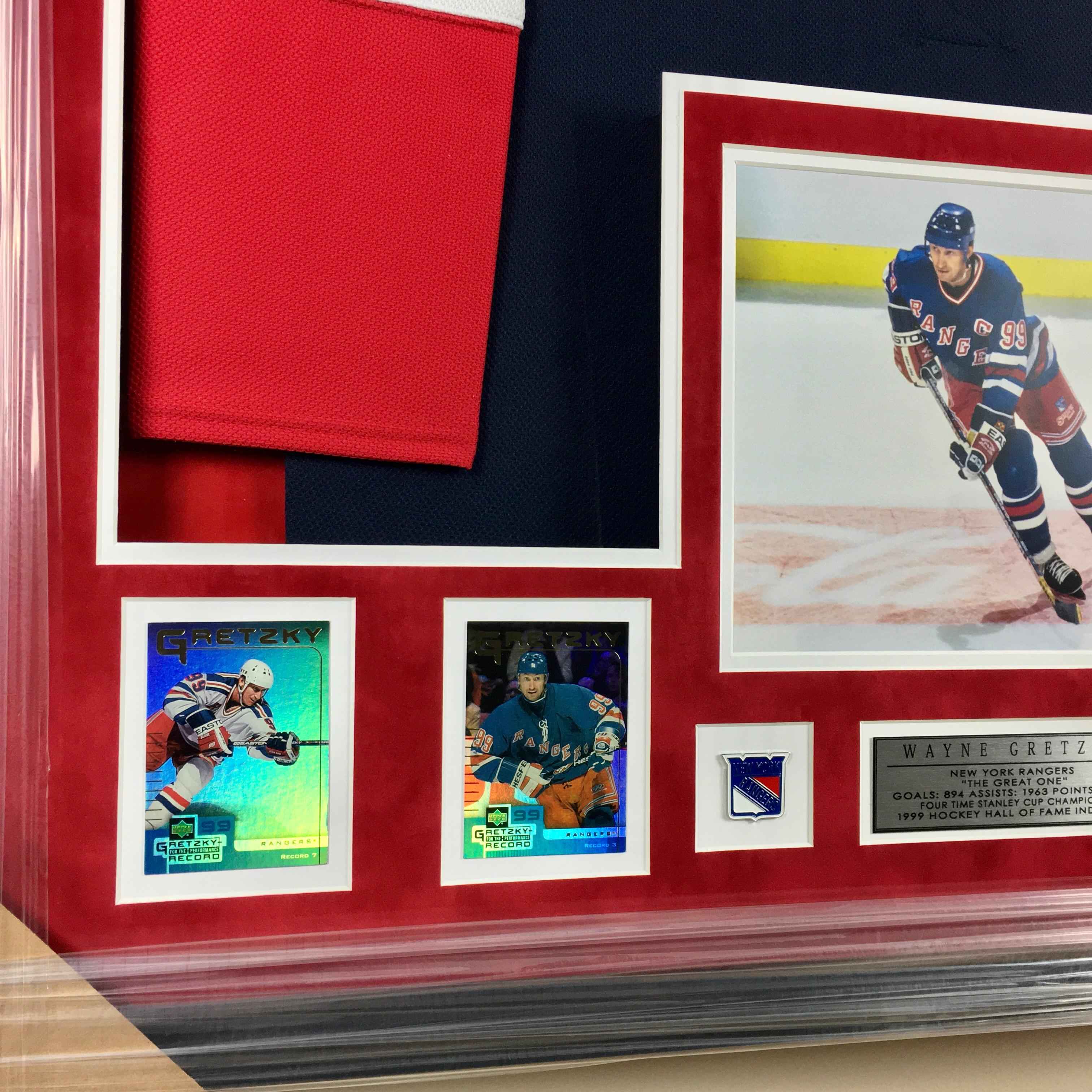 Wayne Gretzky Signed Jersey Framed
