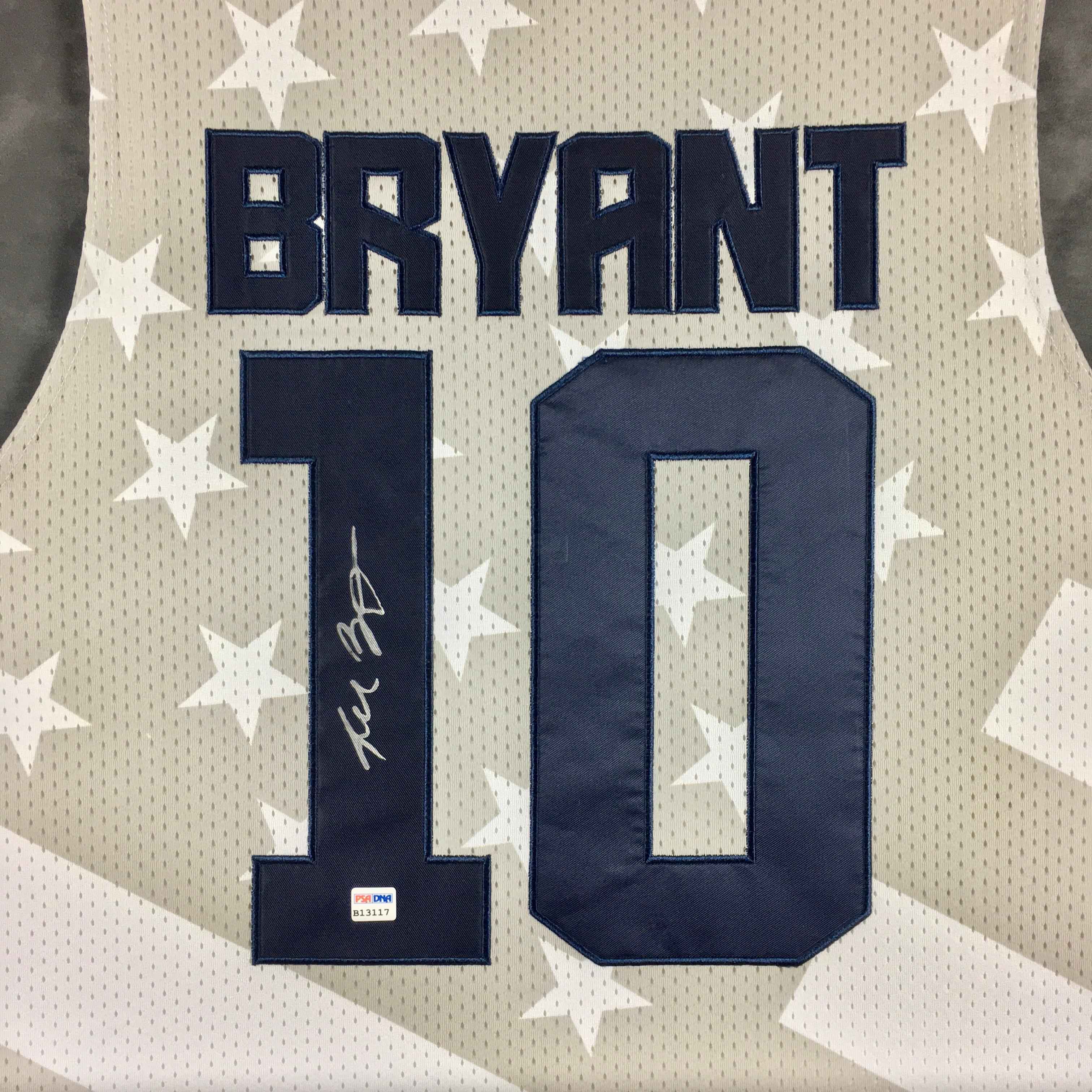 Kobe Bryant Signed Jersey Framed