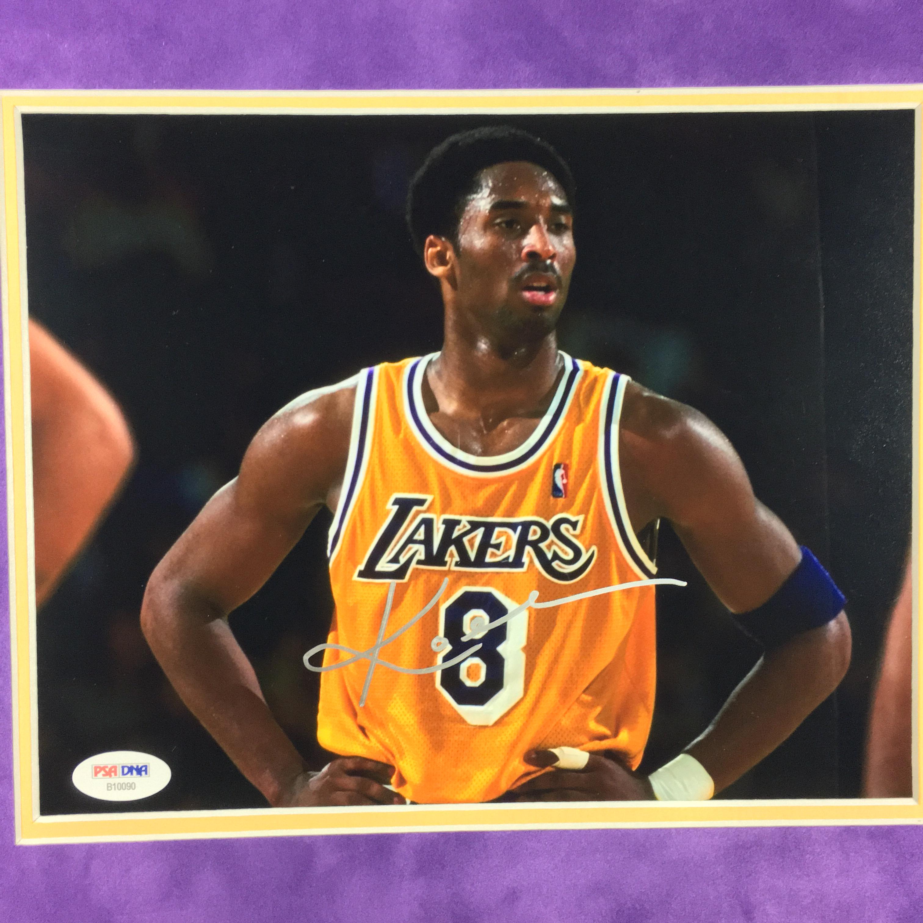 Kobe Bryant Signed Photo Framed