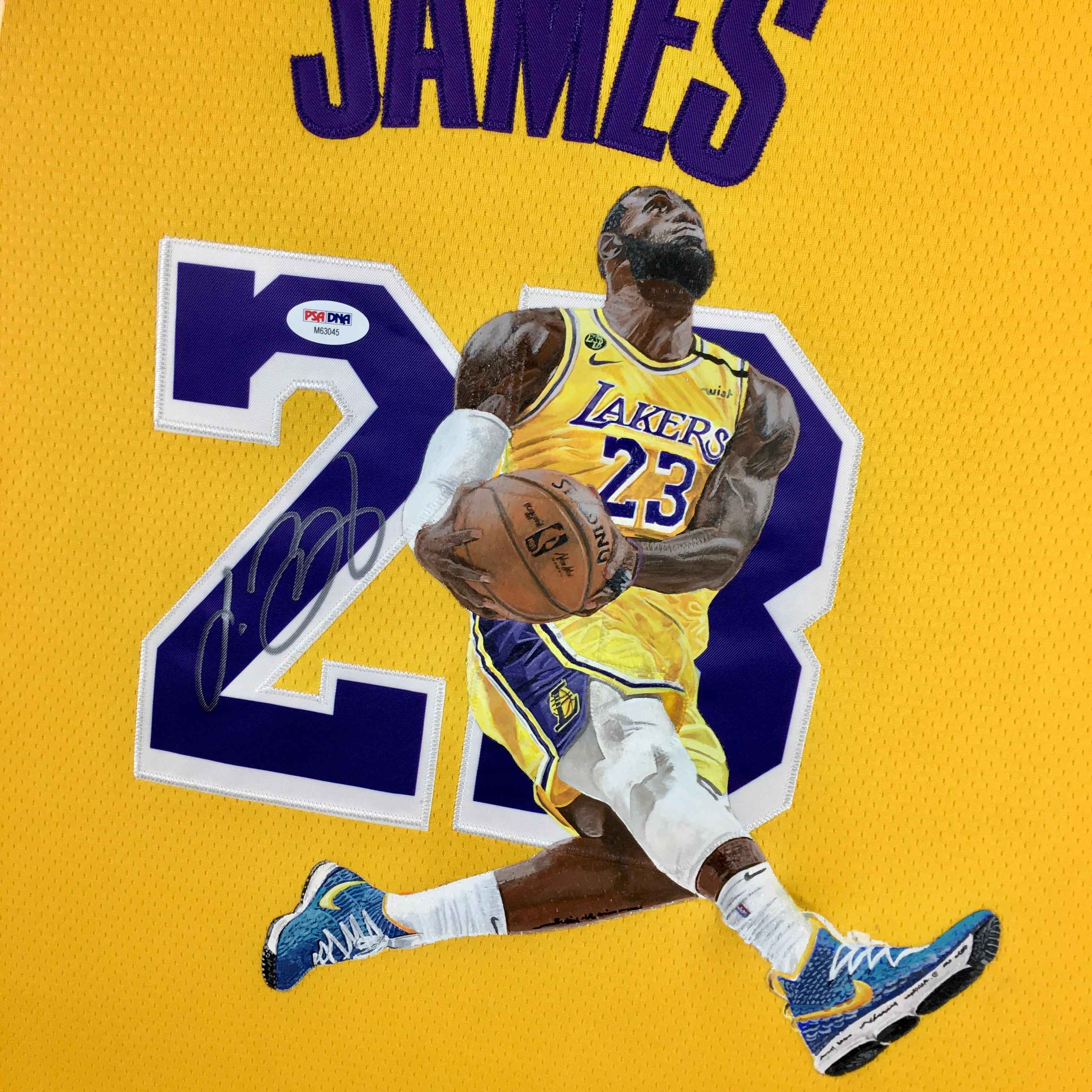 LeBron James Signed Jersey Framed