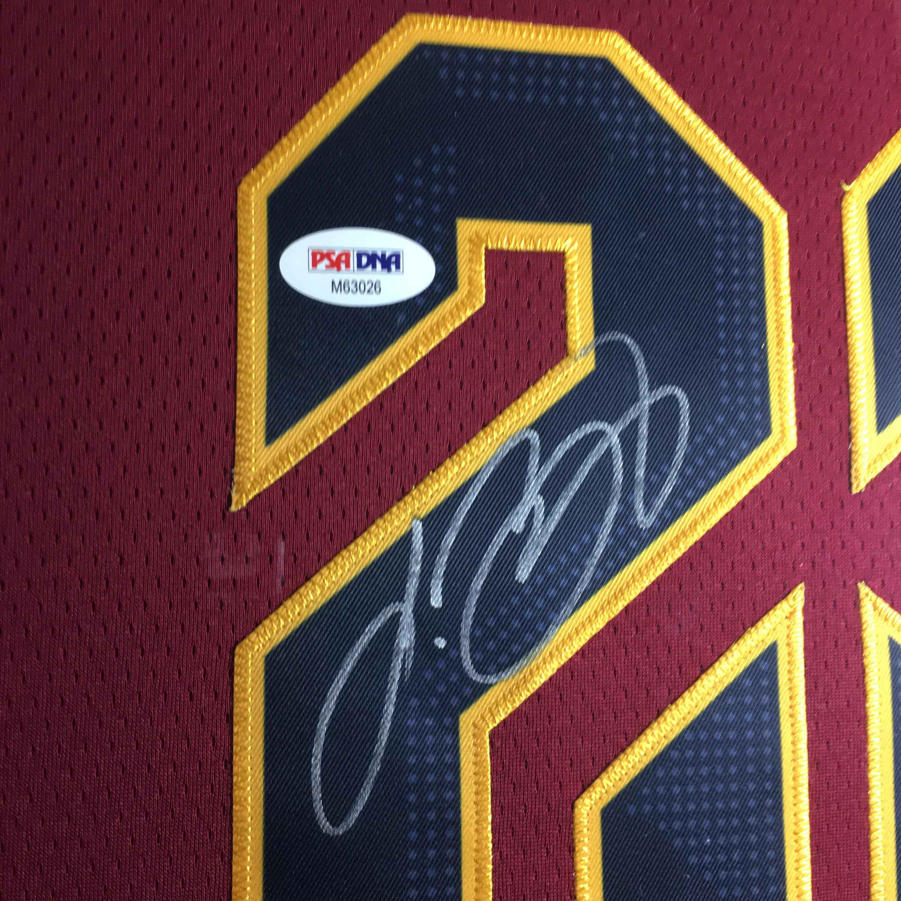 LeBron James Signed Jersey Framed