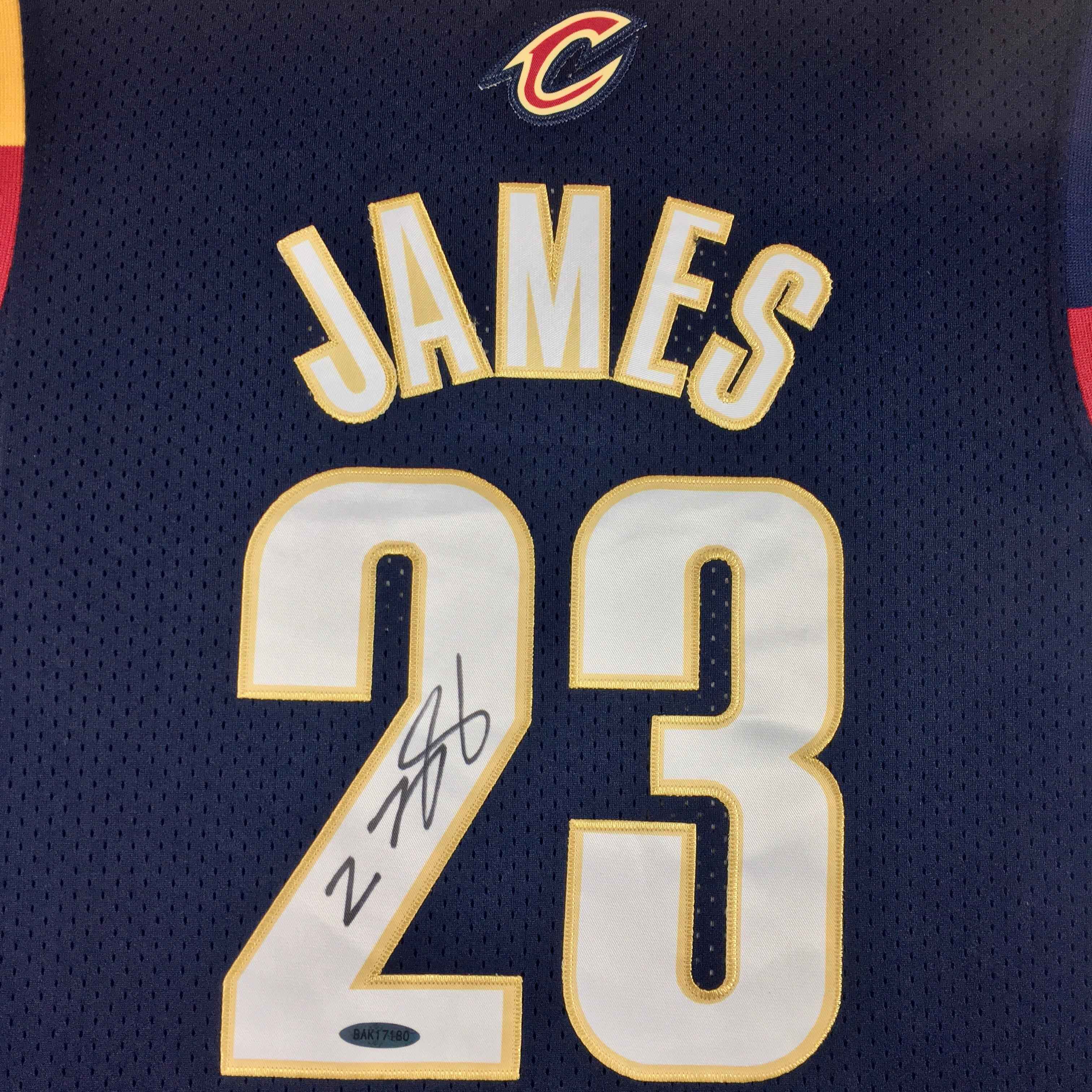 LeBron James Signed Jersey Framed