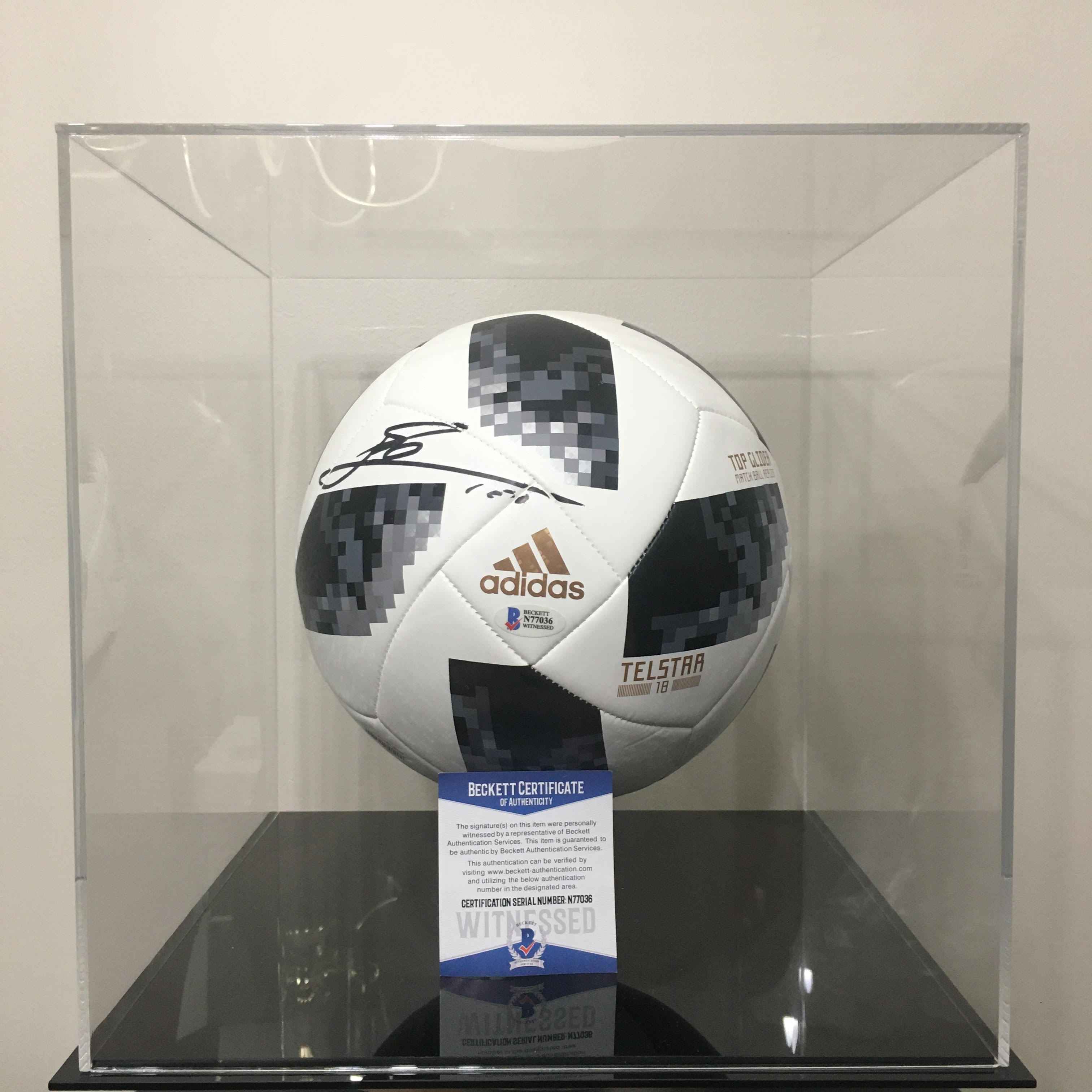 Lionel Messi Signed Soccer Ball