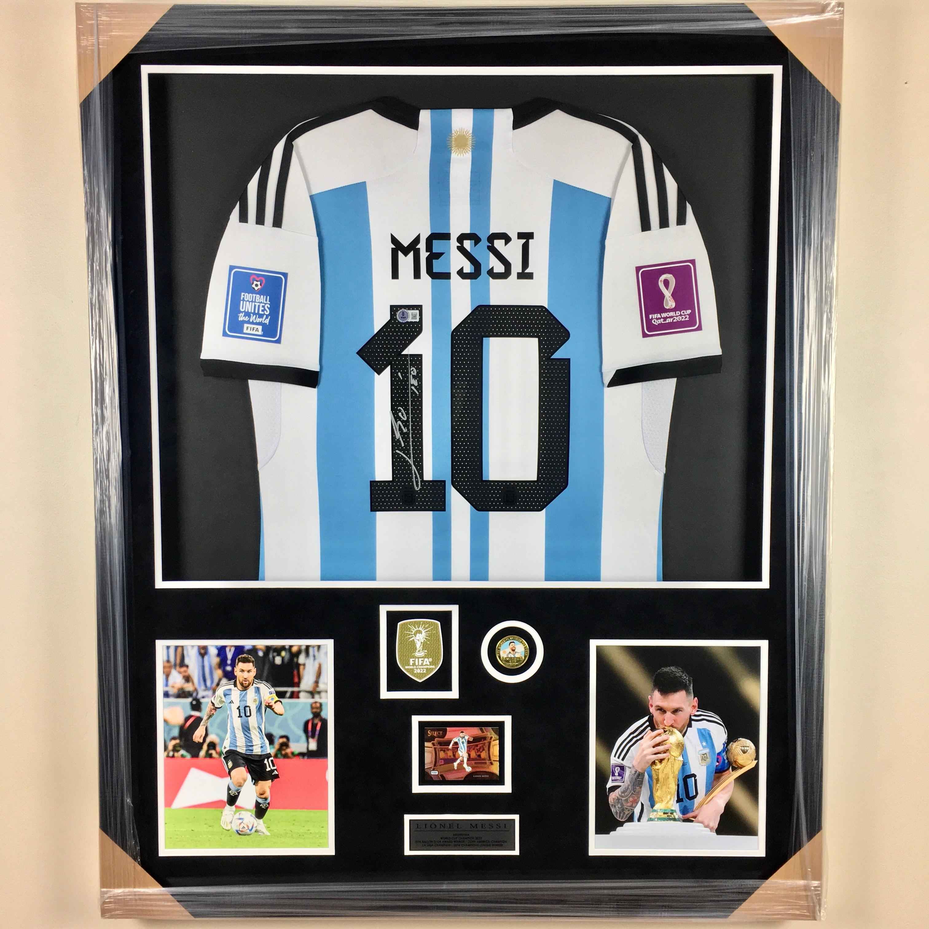 Lionel Messi Signed Jersey Framed