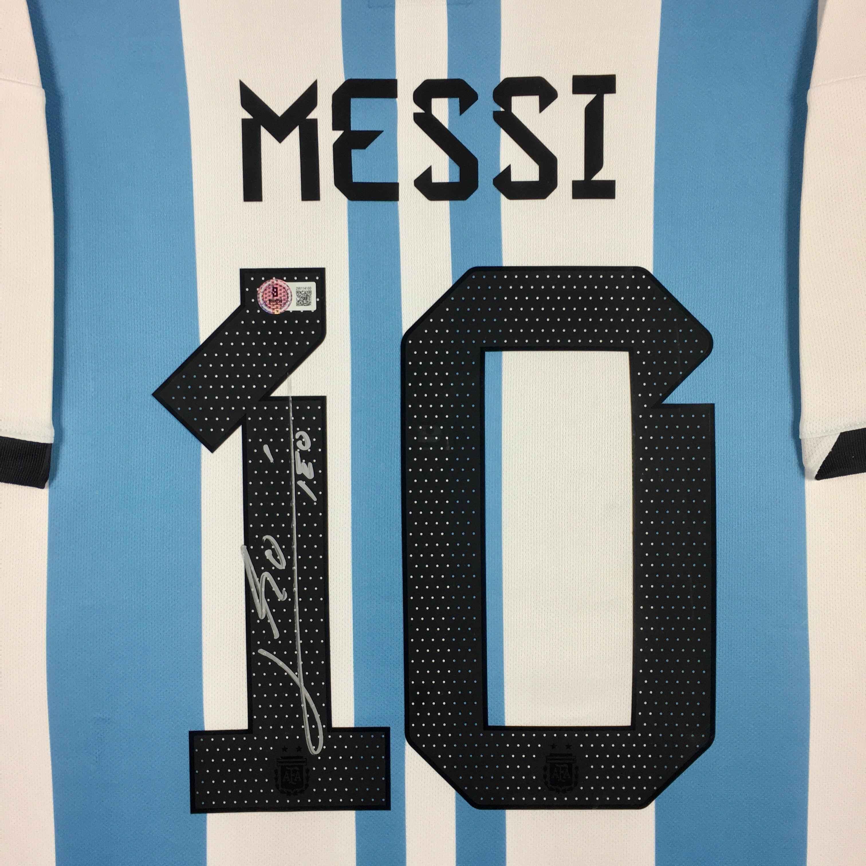Lionel Messi Signed Jersey Framed