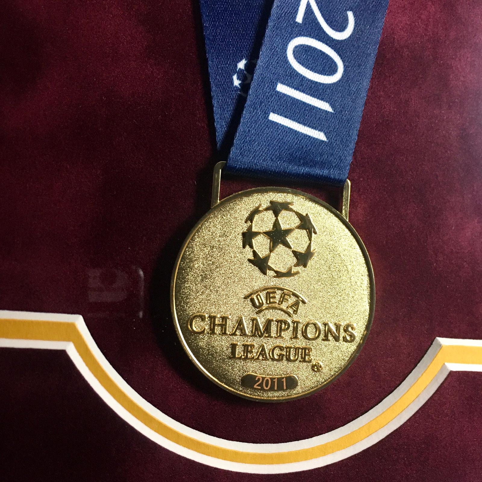 Lionel Messi Signed Jersey Framed