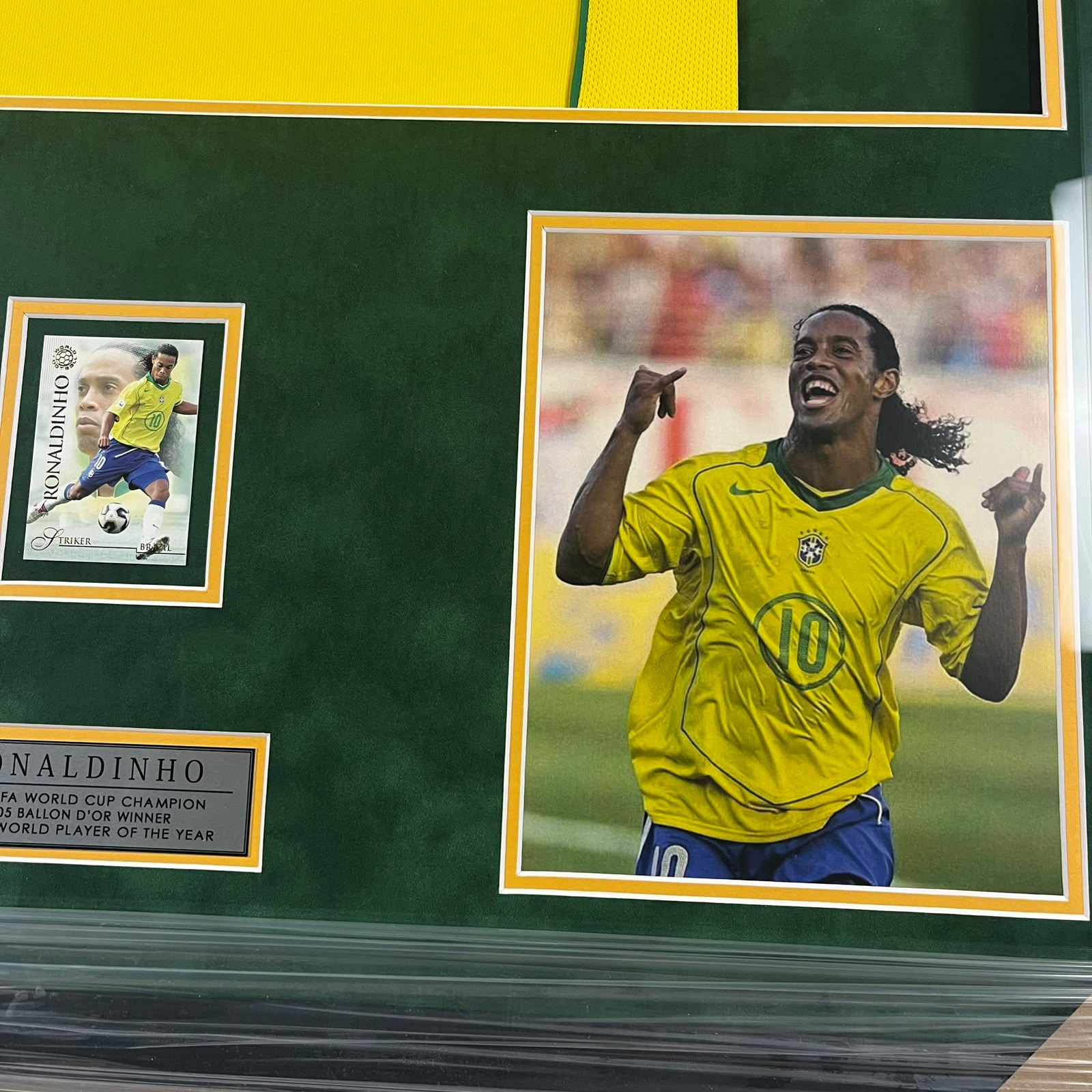 Ronaldinho Signed Jersey Framed