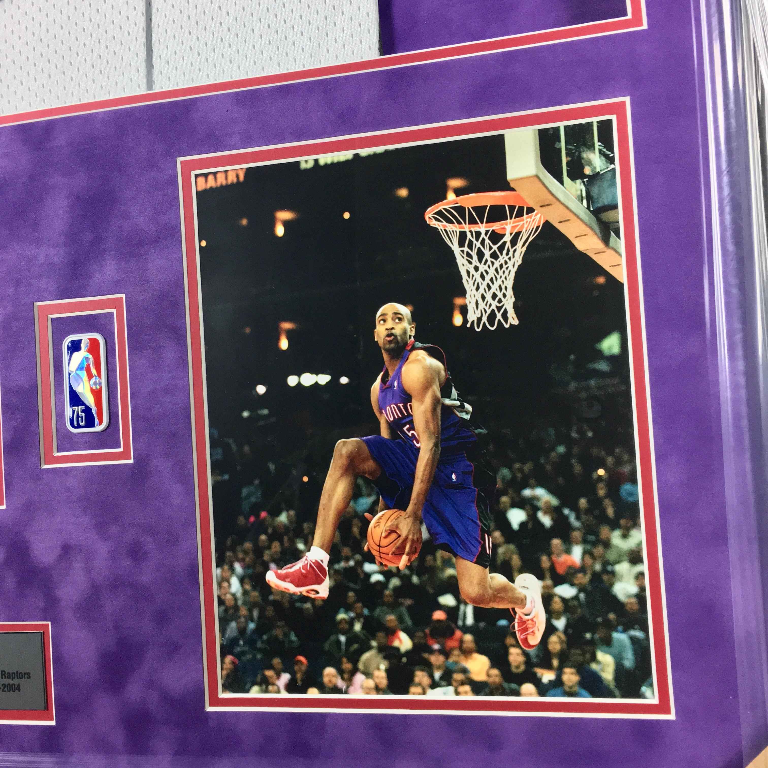 Vince Carter Signed Jersey Framed