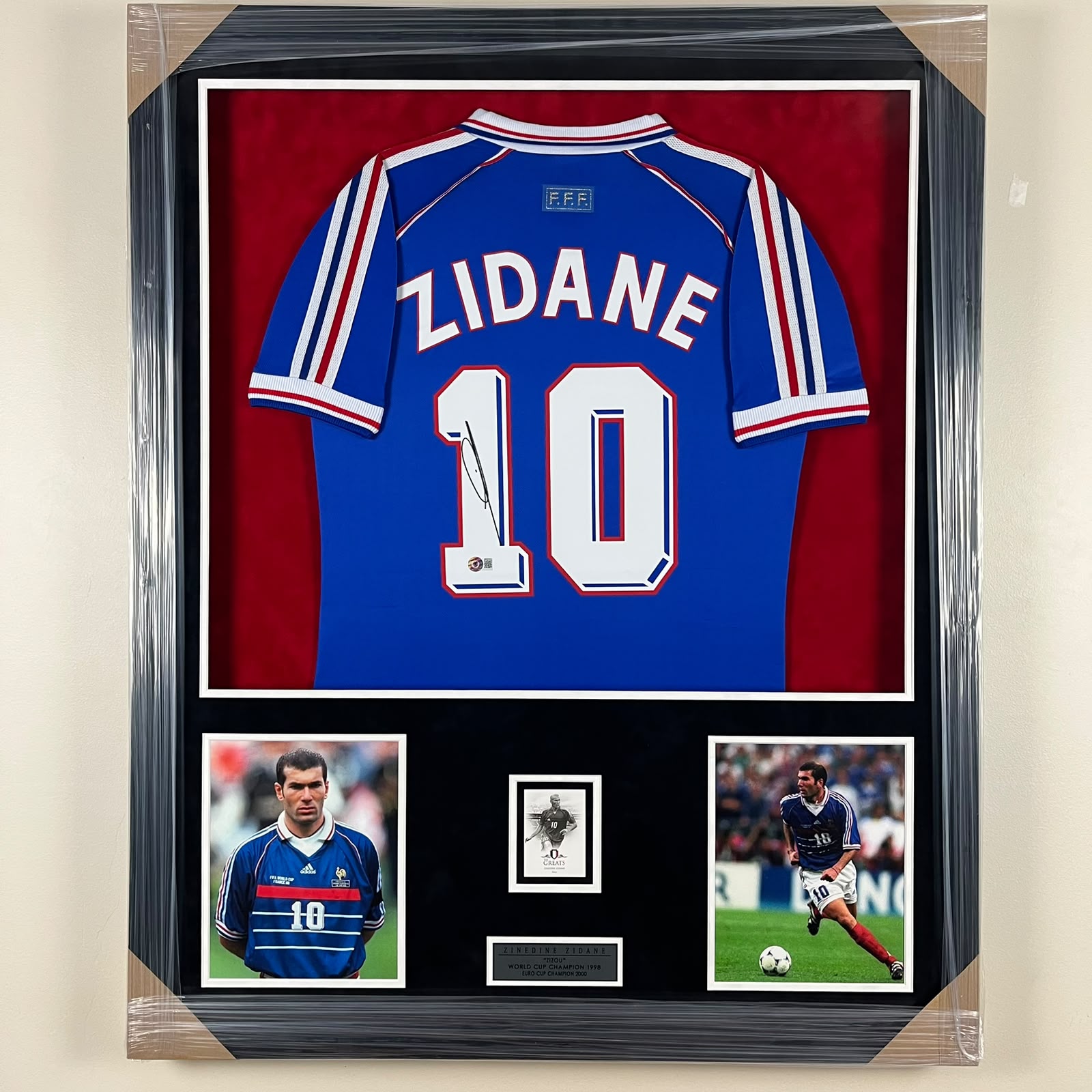 Zinedine Zidane Signed Jersey Framed
