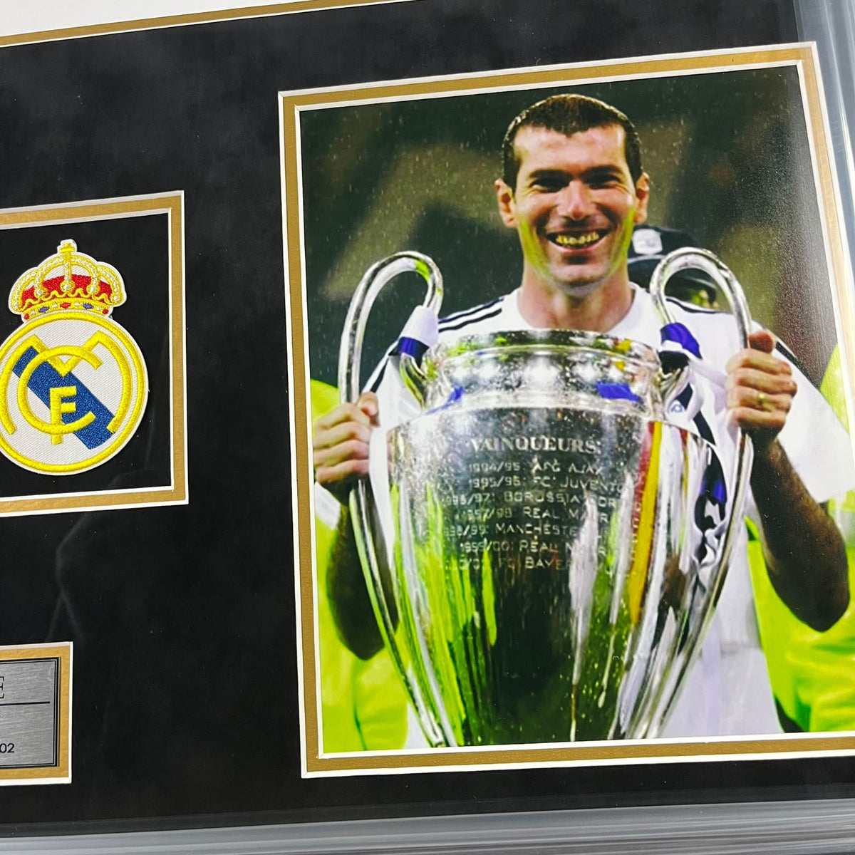 Zinedine Zidane Signed Jersey Framed