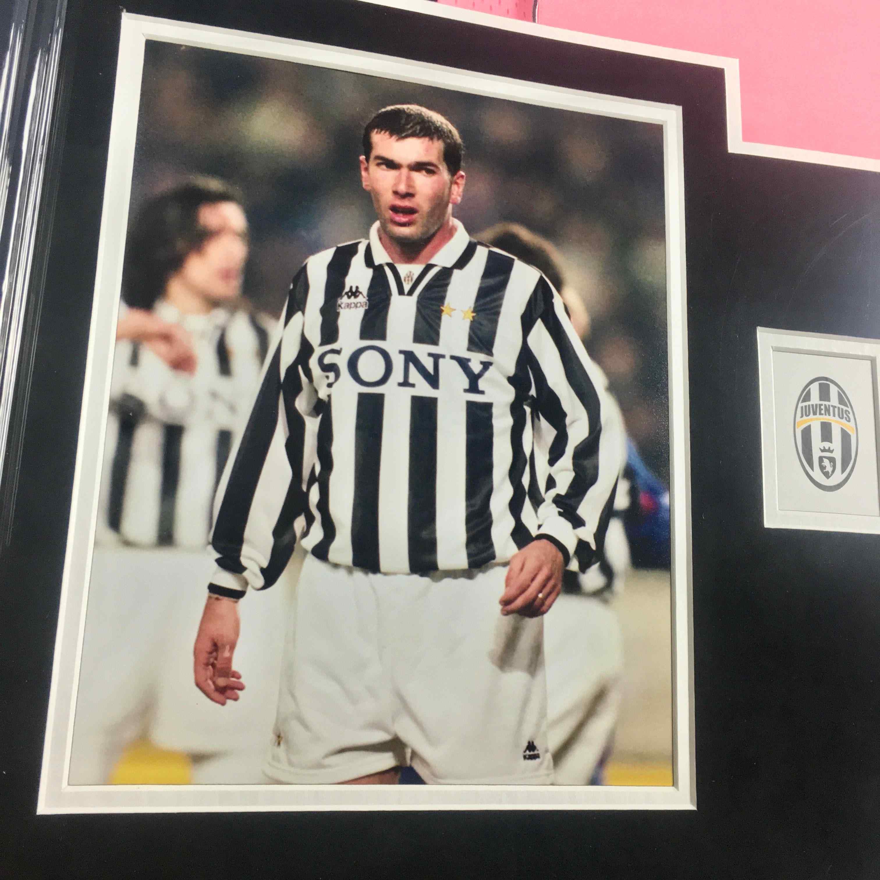 Zinedine Zidane Signed Jersey Framed